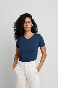 Camiseta Slim Everyday Decote V Algodão Egípcio [PRÉ-VENDA]