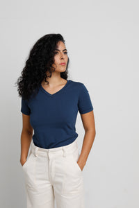 Camiseta Slim Everyday Decote V Algodão Egípcio [PRÉ-VENDA]